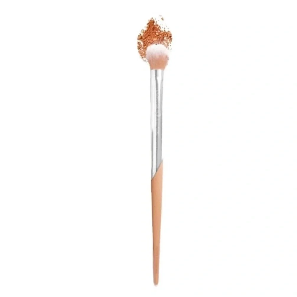 NWT-COMPLEX CULTURE-ALL THE ANGLES MAKE UP BRUSHES